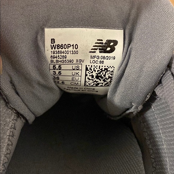 New Balance 860 V.10 Runners - Picture 4 of 4